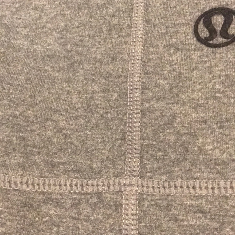 Lululemon Clam Digger Shorts - Picture 3 of 3